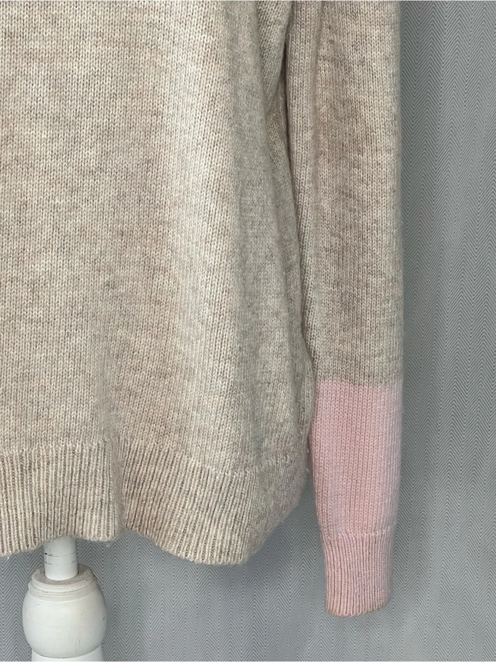 Boden Sweater Fife Pullover Mock Neckline Beige with Pink Trim L - Picture 4 of 8